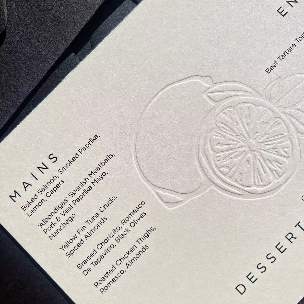 Customized 600g Art Paper Letterpress Printing Debossed and Embossed High-end Luxury Creative Wedding Invitation Card