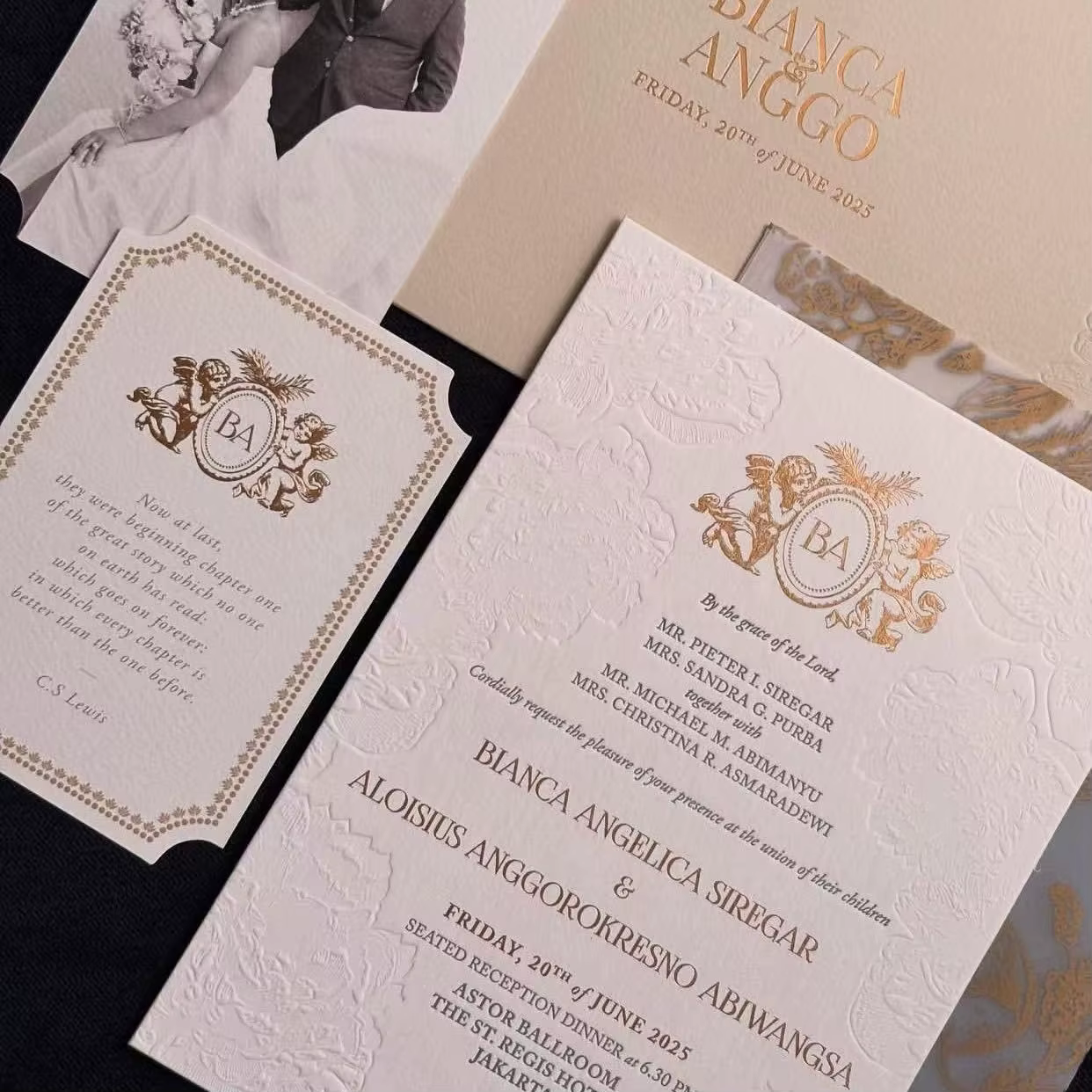 Luxury Gold Stamping Letterpress Printing Absorbent Paper Custom Wedding Invitations with Pocket and Greeting Cards