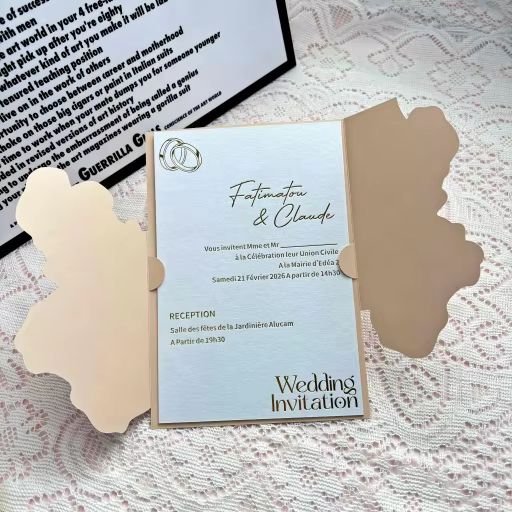 Custom Luxury Wedding Invitations Made of Cotton Cardstock with Gold Foil Stamping and Coated Paper Cover
